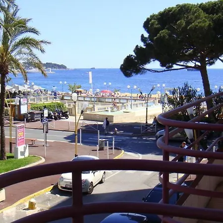 Apartament France Hoteliere *