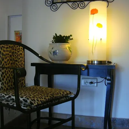 France Hoteliere
